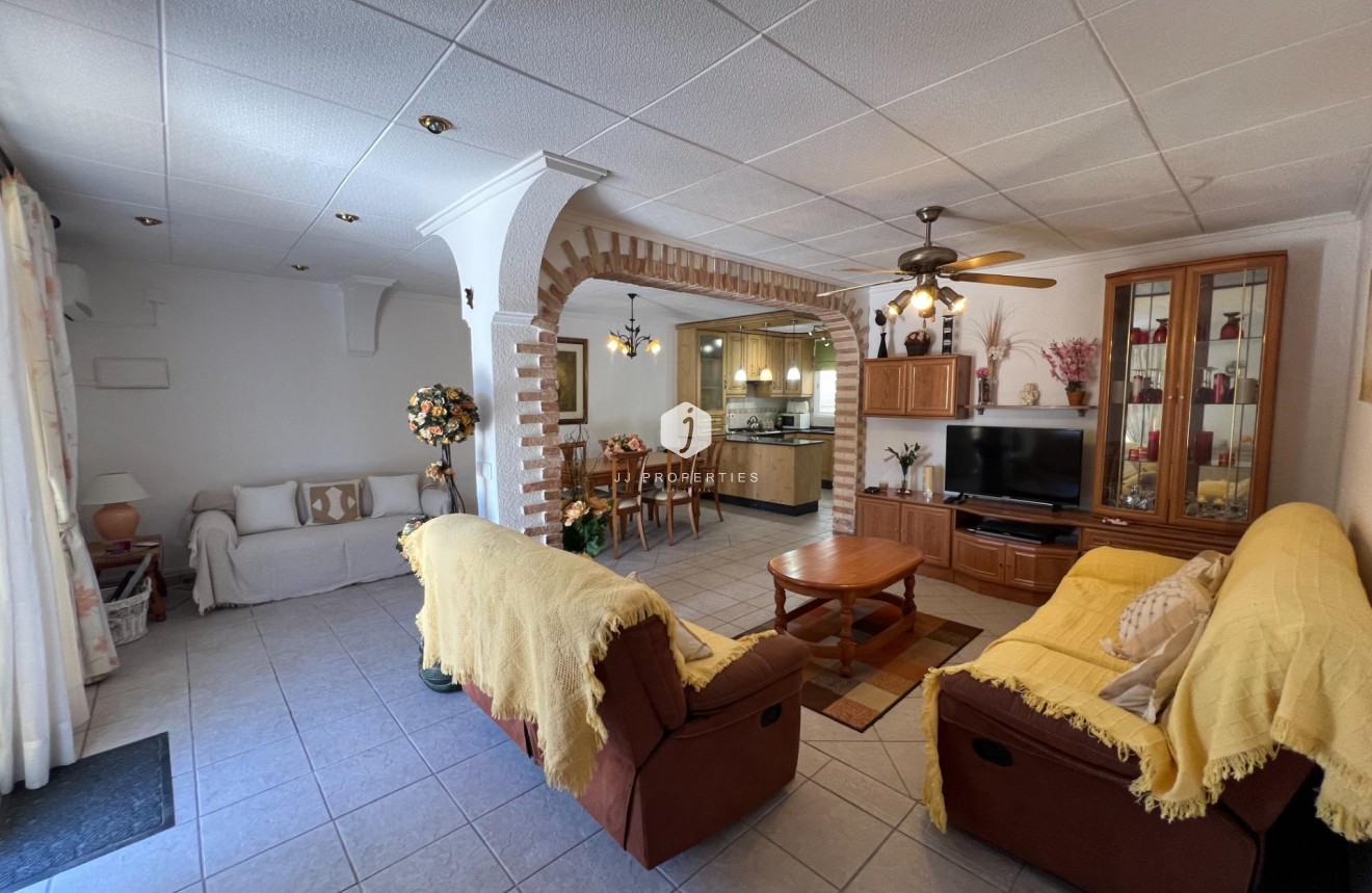 Segunda mano - Chalet -
Torrevieja - San luis