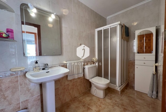 Segunda mano - Chalet -
Torrevieja - San luis