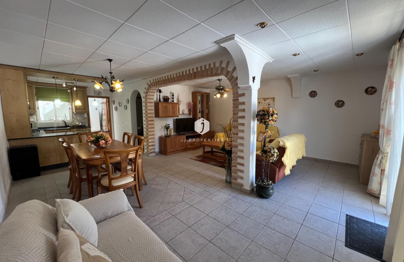 Segunda mano - Chalet -
Torrevieja - San luis