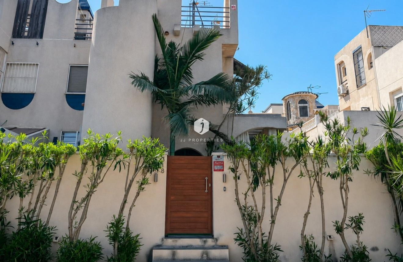 Tweedehands - Chalet -
Torrevieja - Costa Blanca