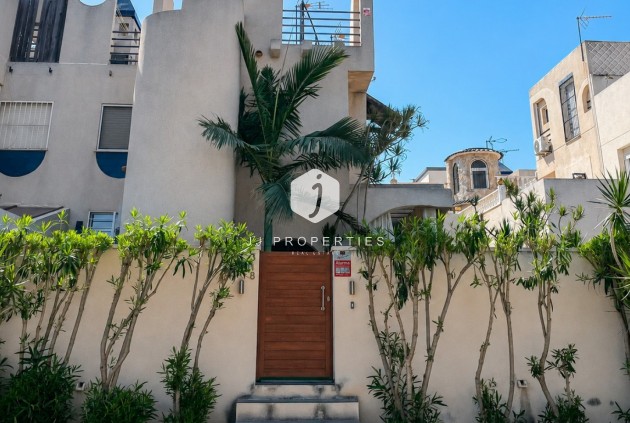 Tweedehands - Chalet -
Torrevieja - Costa Blanca