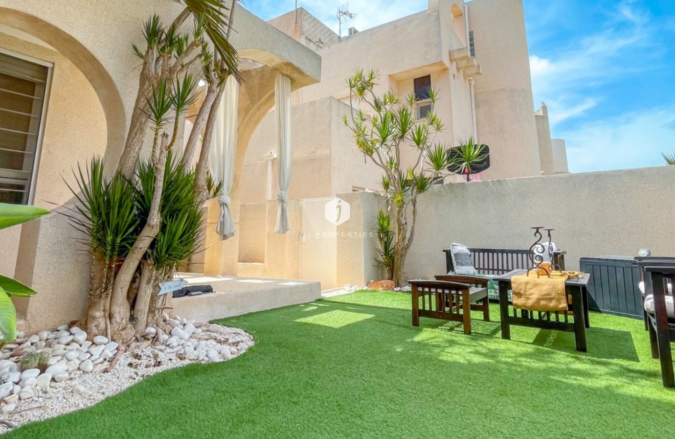 Tweedehands - Chalet -
Torrevieja - Costa Blanca