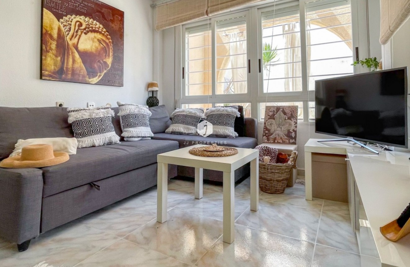 Tweedehands - Chalet -
Torrevieja - Costa Blanca