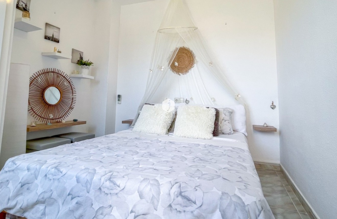 Tweedehands - Chalet -
Torrevieja - Costa Blanca