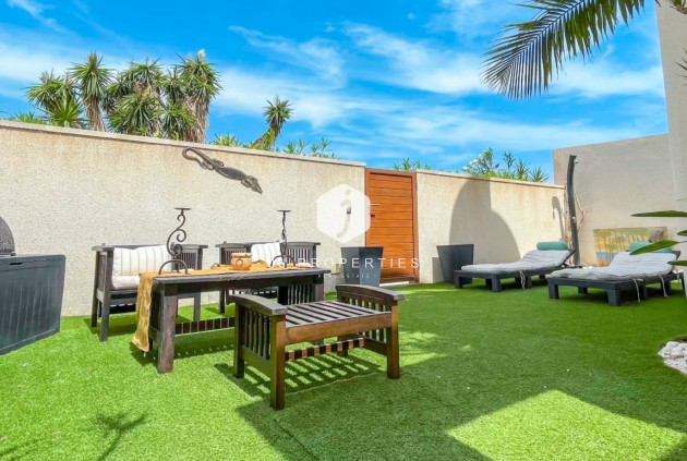 Tweedehands - Chalet -
Torrevieja - Costa Blanca