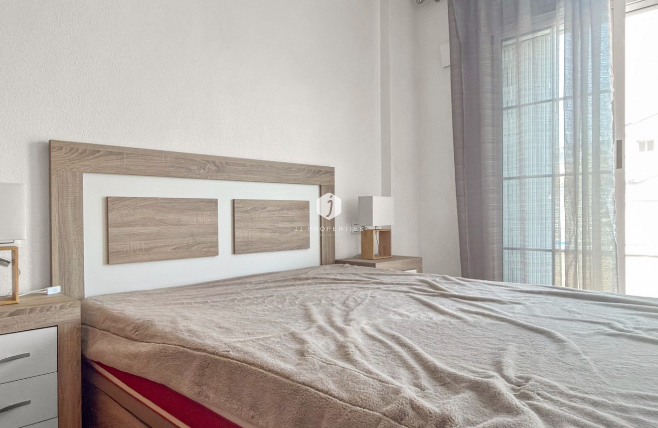 Tweedehands - Chalet -
Torrevieja - Costa Blanca