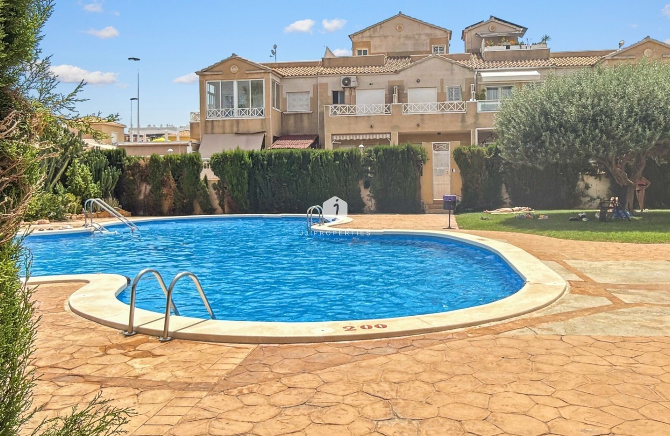 Tweedehands - Chalet -
Torrevieja - Costa Blanca