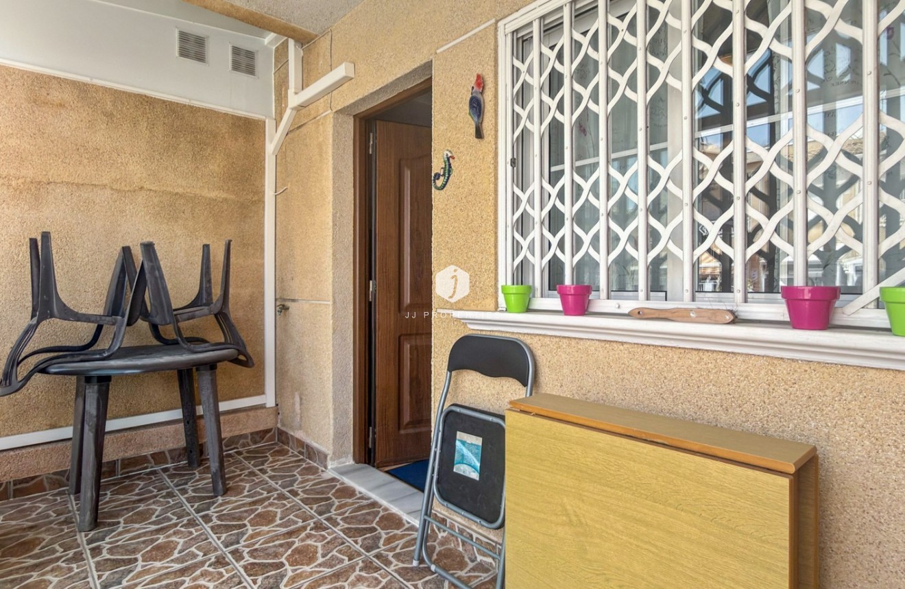 Tweedehands - Chalet -
Torrevieja - Costa Blanca