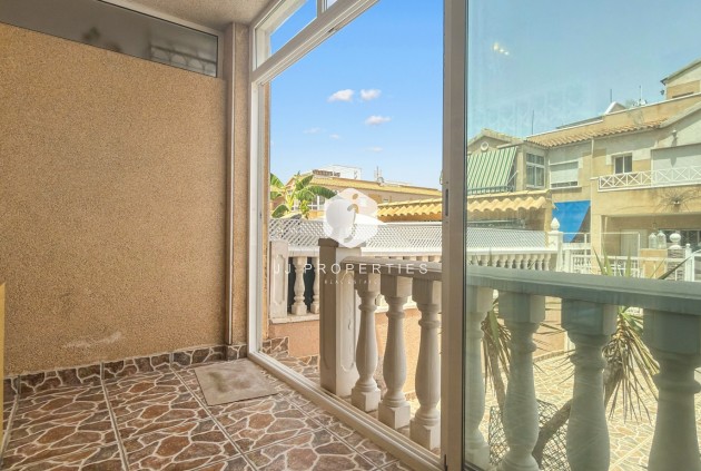 Tweedehands - Chalet -
Torrevieja - Costa Blanca