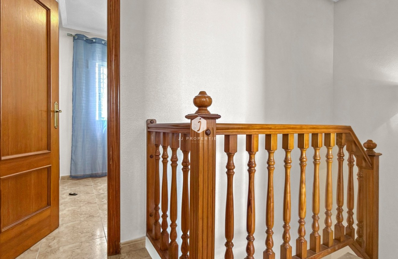 Tweedehands - Chalet -
Torrevieja - Costa Blanca