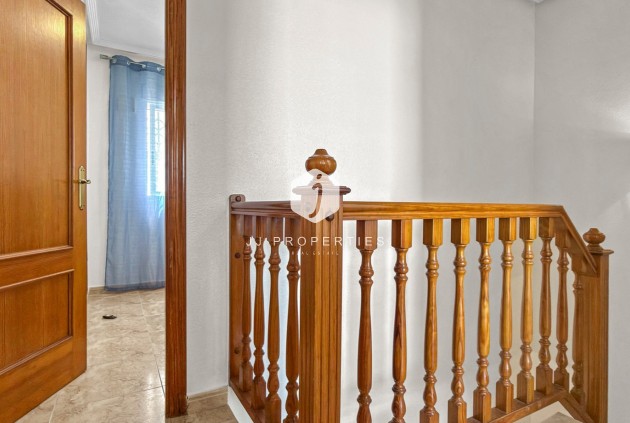 Tweedehands - Chalet -
Torrevieja - Costa Blanca