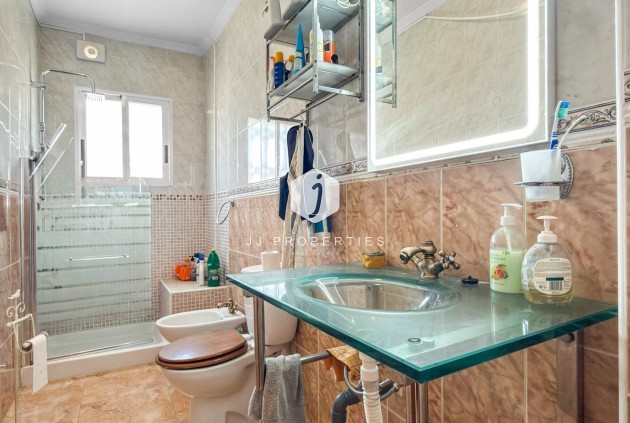 Tweedehands - Chalet -
Torrevieja - Costa Blanca