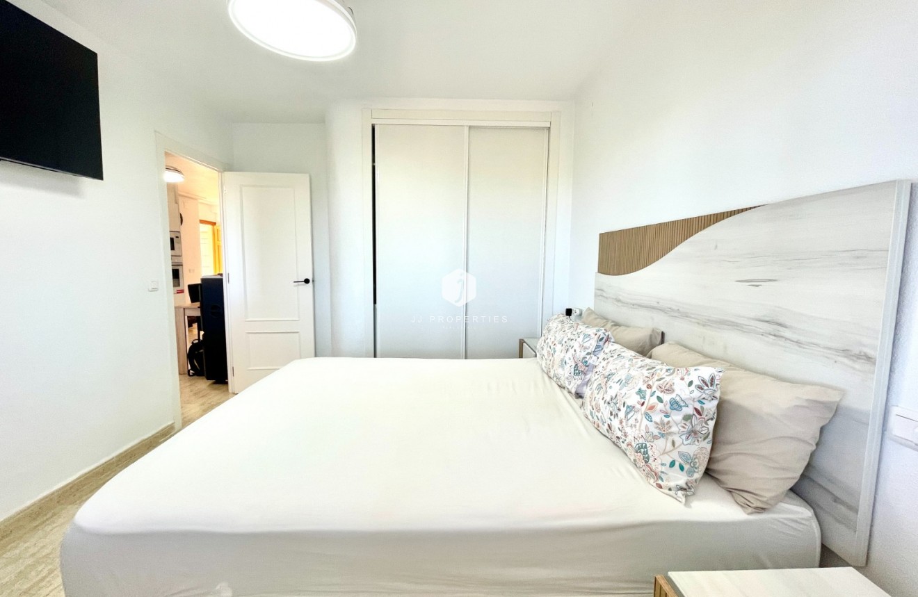 Tweedehands - Appartement / flat -
La Siesta - Costa Blanca