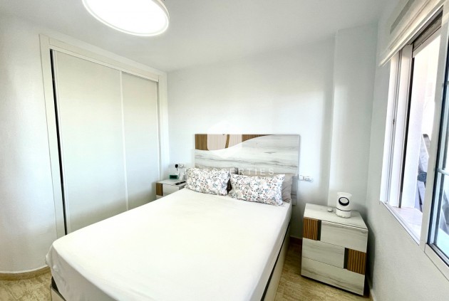 Tweedehands - Appartement / flat -
La Siesta - Costa Blanca