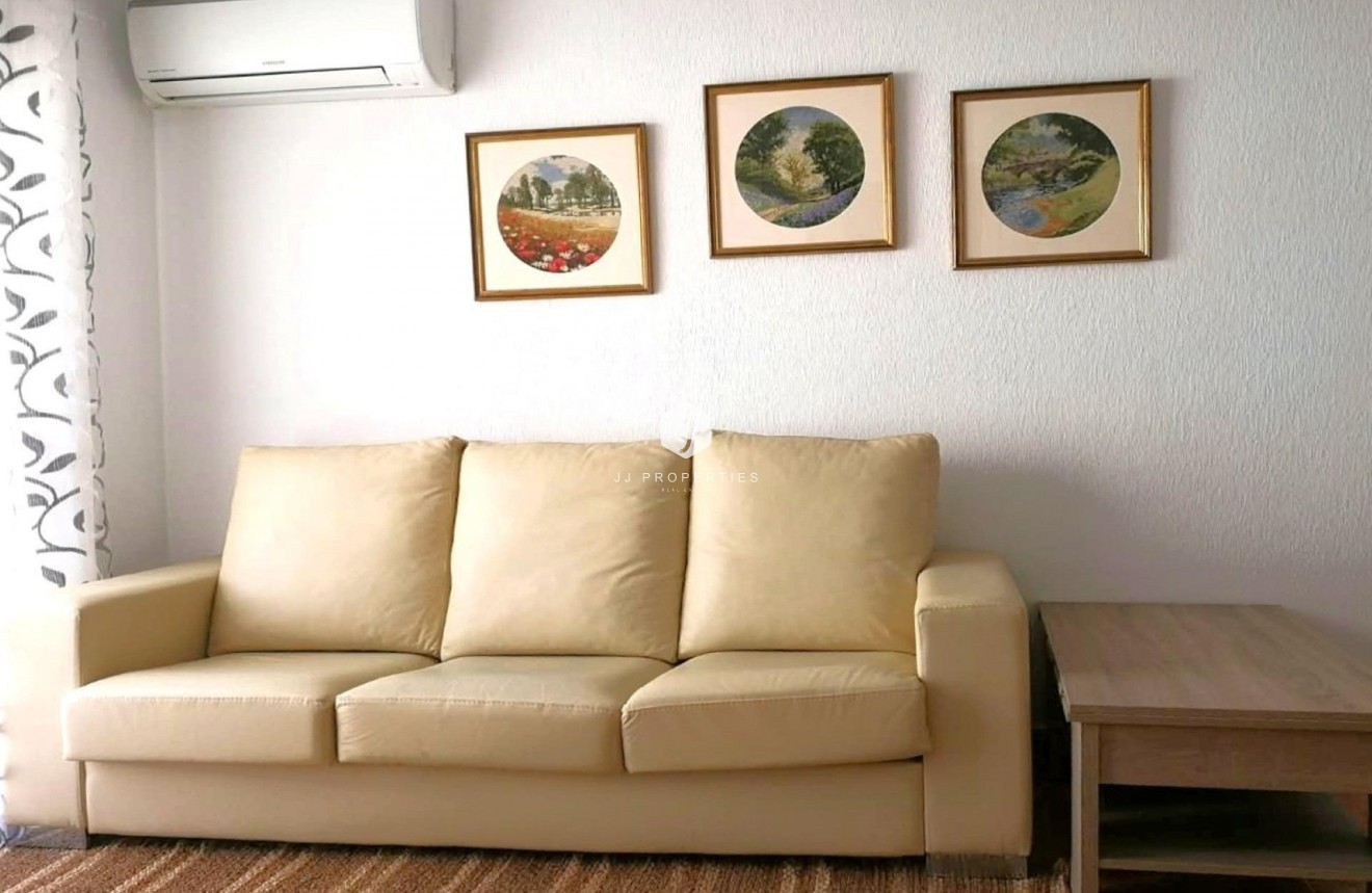 Tweedehands - Appartement / flat -
Torrevieja - PARQUE DE LAS NACIONES