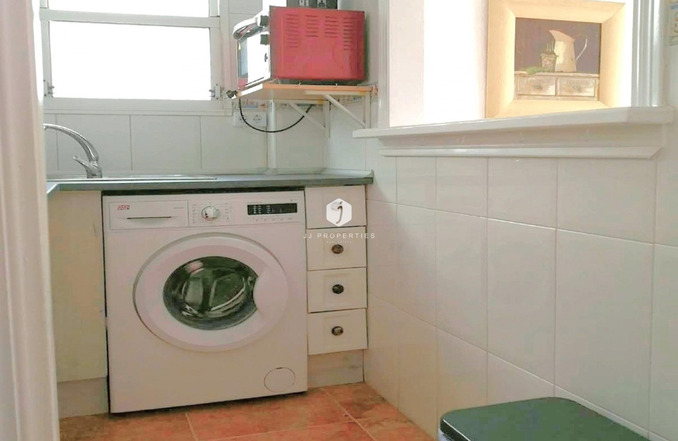 Tweedehands - Appartement / flat -
Torrevieja - PARQUE DE LAS NACIONES