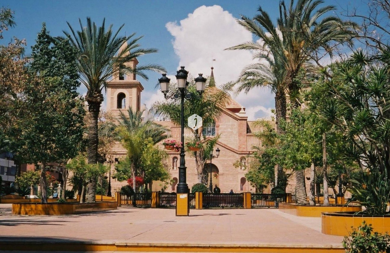 Tweedehands - Appartement / flat -
Torrevieja - PARQUE DE LAS NACIONES