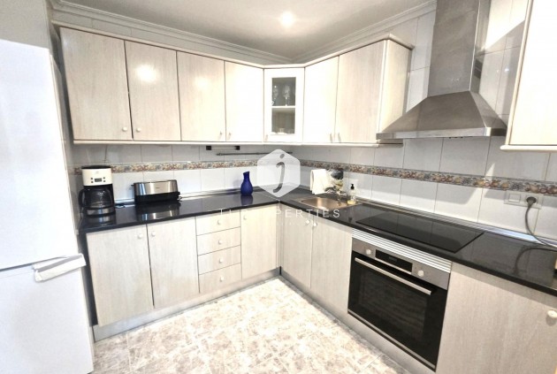 Tweedehands - Appartement / flat -
Torrevieja - Las Piscinas Naturales