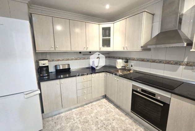 Tweedehands - Appartement / flat -
Torrevieja - Las Piscinas Naturales