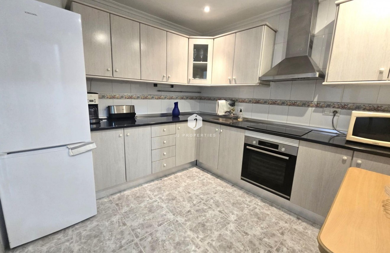 Tweedehands - Appartement / flat -
Torrevieja - Las Piscinas Naturales