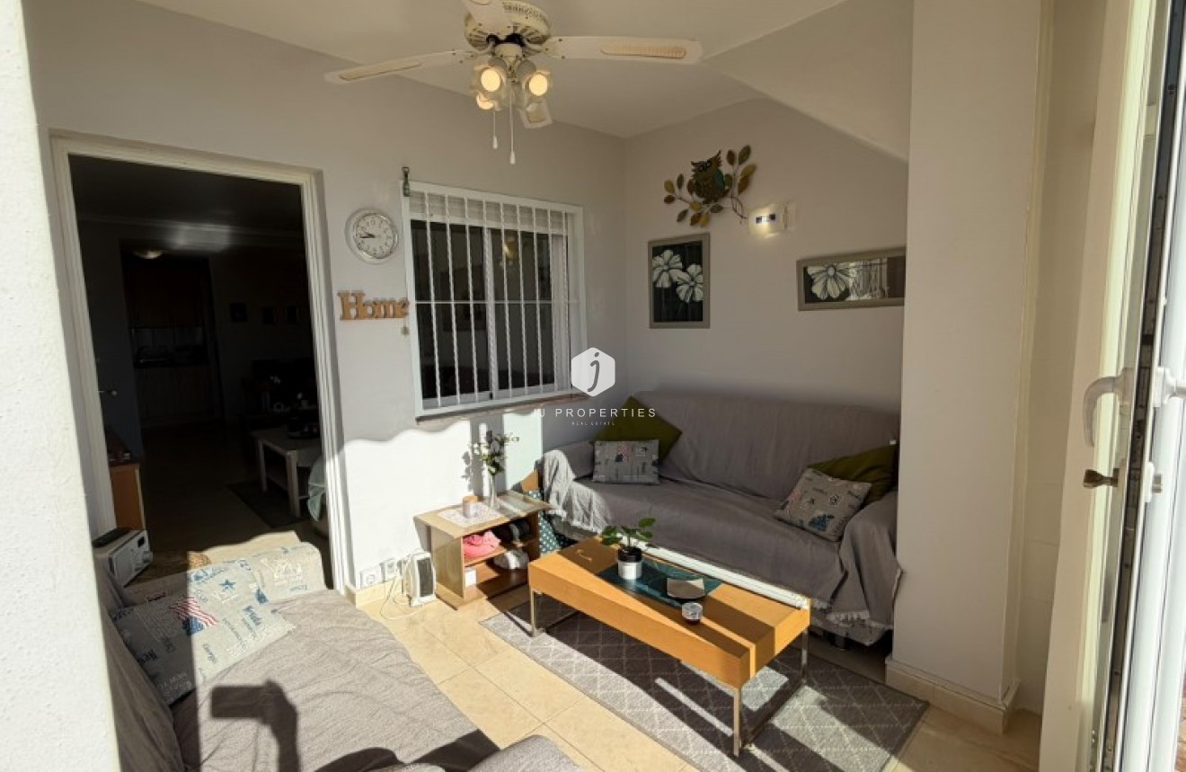 Resale - Apartment / flat -
Torrevieja - Costa Blanca