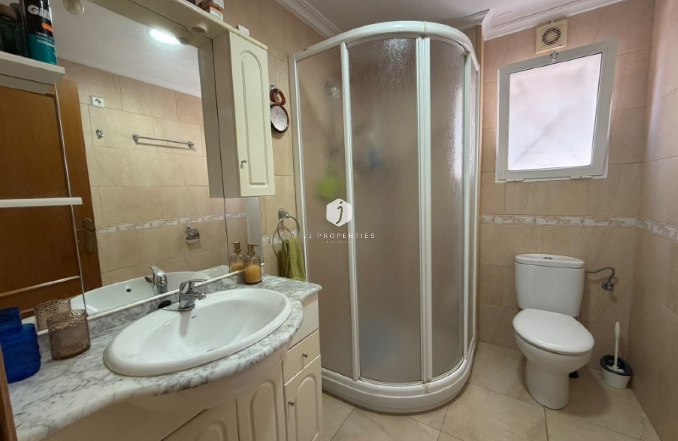 Resale - Apartment / flat -
Torrevieja - Costa Blanca