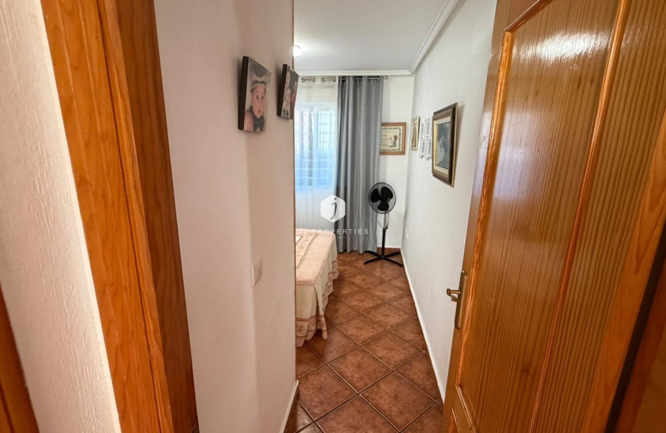 Tweedehands - Appartement / flat -
Torrevieja - Playa del Cura