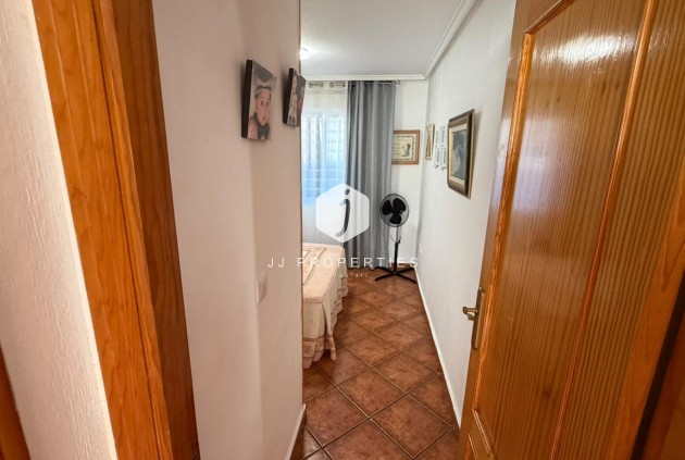 Tweedehands - Appartement / flat -
Torrevieja - Playa del Cura