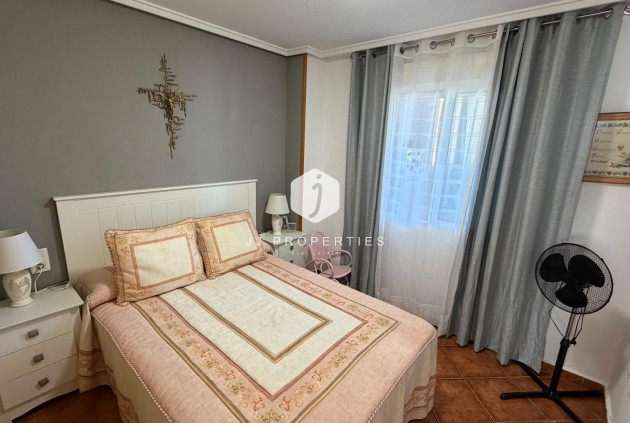 Tweedehands - Appartement / flat -
Torrevieja - Playa del Cura
