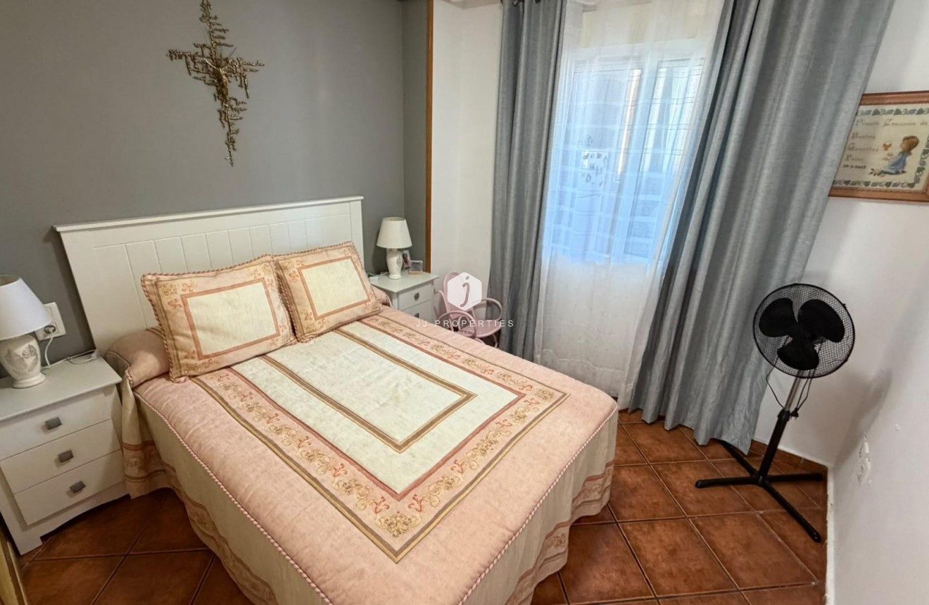 Tweedehands - Appartement / flat -
Torrevieja - Playa del Cura