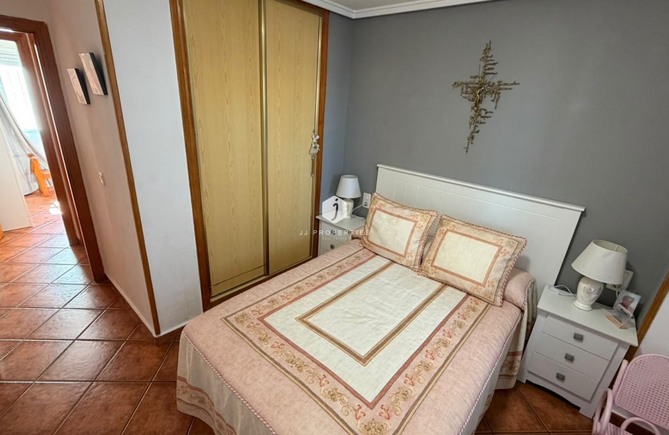 Tweedehands - Appartement / flat -
Torrevieja - Playa del Cura