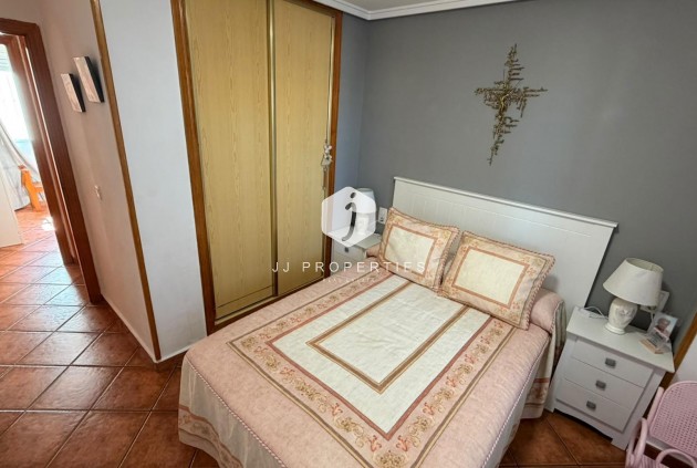 Tweedehands - Appartement / flat -
Torrevieja - Playa del Cura
