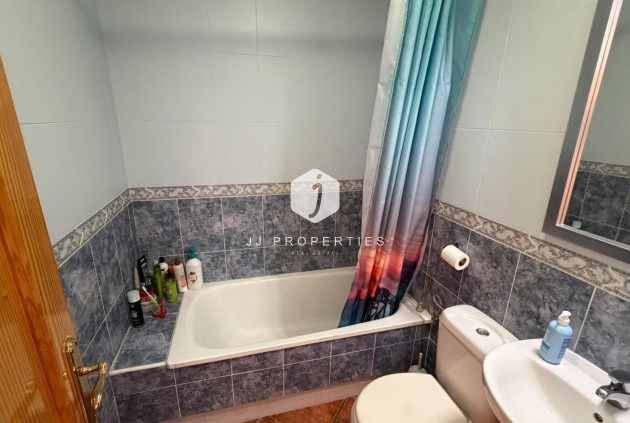 Tweedehands - Appartement / flat -
Torrevieja - Playa del Cura