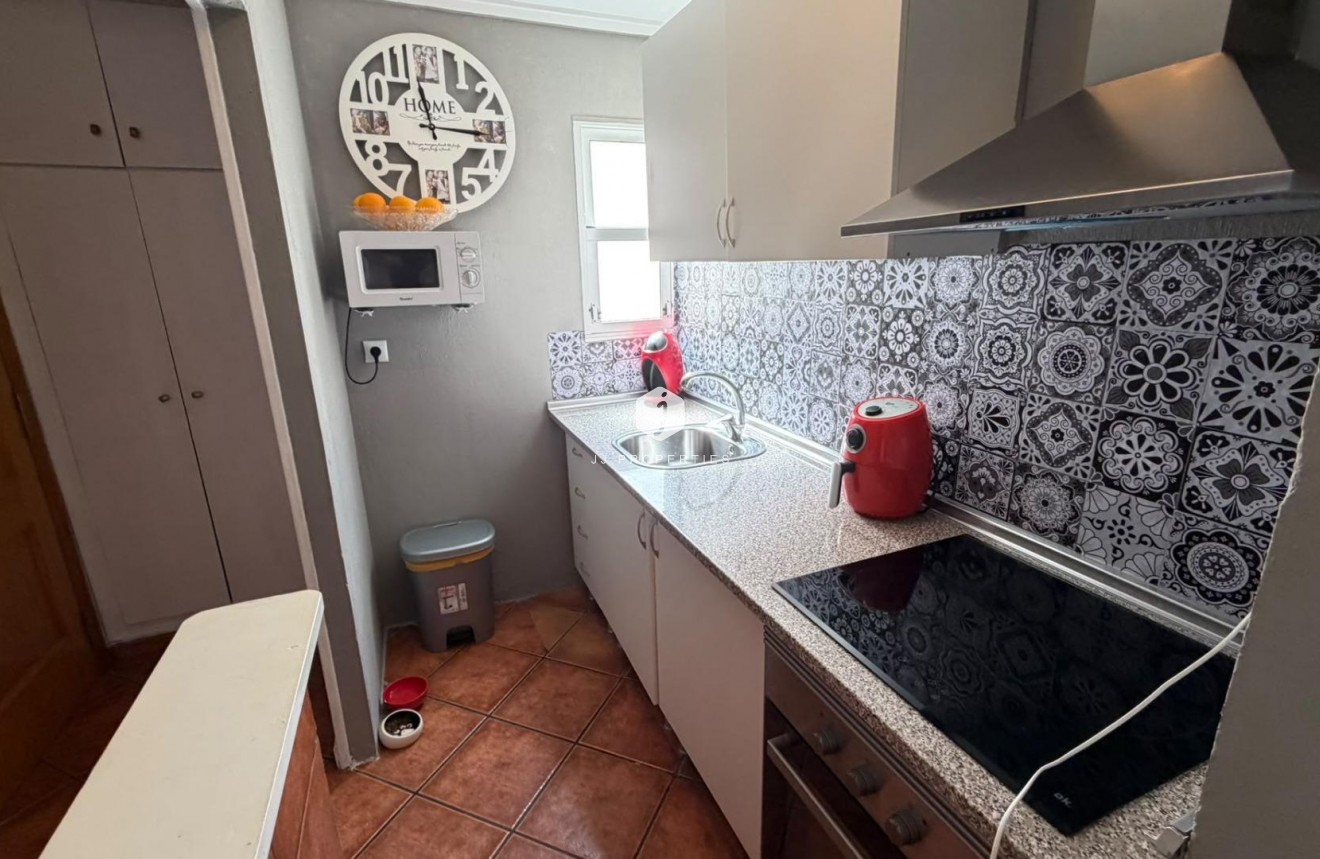 Tweedehands - Appartement / flat -
Torrevieja - Playa del Cura