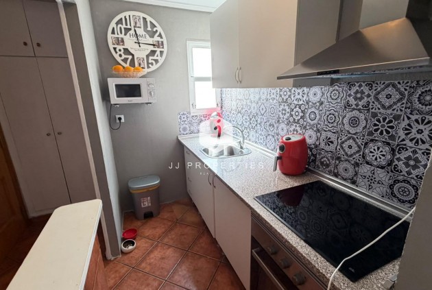 Tweedehands - Appartement / flat -
Torrevieja - Playa del Cura