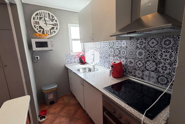 Tweedehands - Appartement / flat -
Torrevieja - Playa del Cura