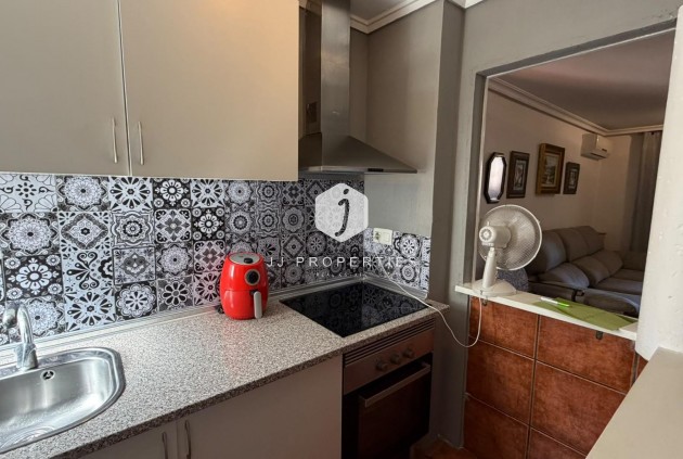 Tweedehands - Appartement / flat -
Torrevieja - Playa del Cura