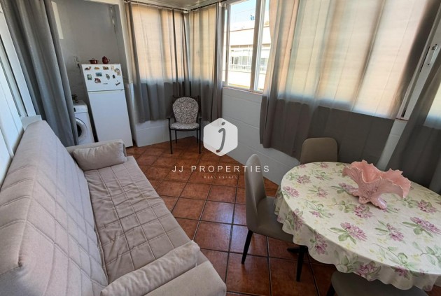Tweedehands - Appartement / flat -
Torrevieja - Playa del Cura