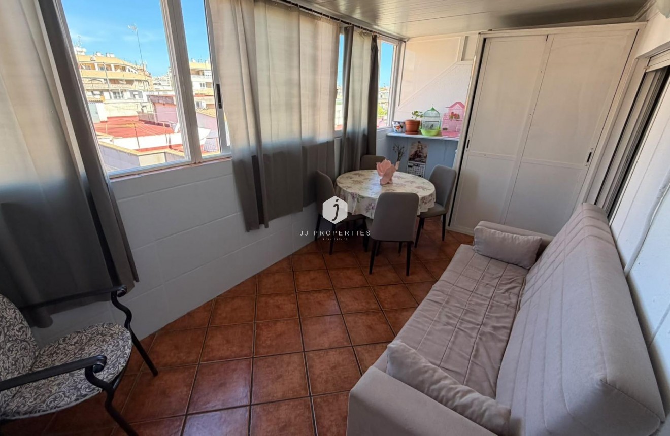 Tweedehands - Appartement / flat -
Torrevieja - Playa del Cura