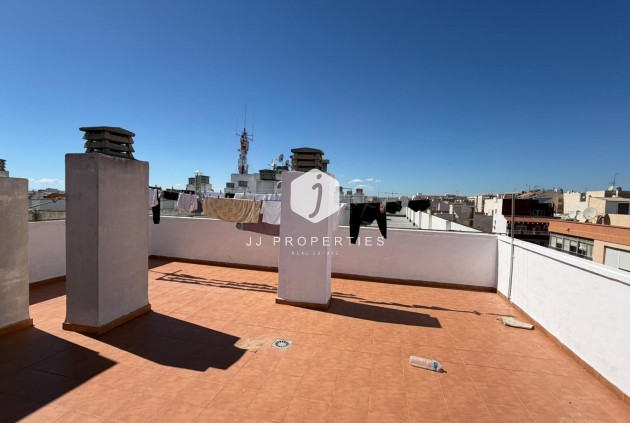 Tweedehands - Appartement / flat -
Torrevieja - Playa del Cura