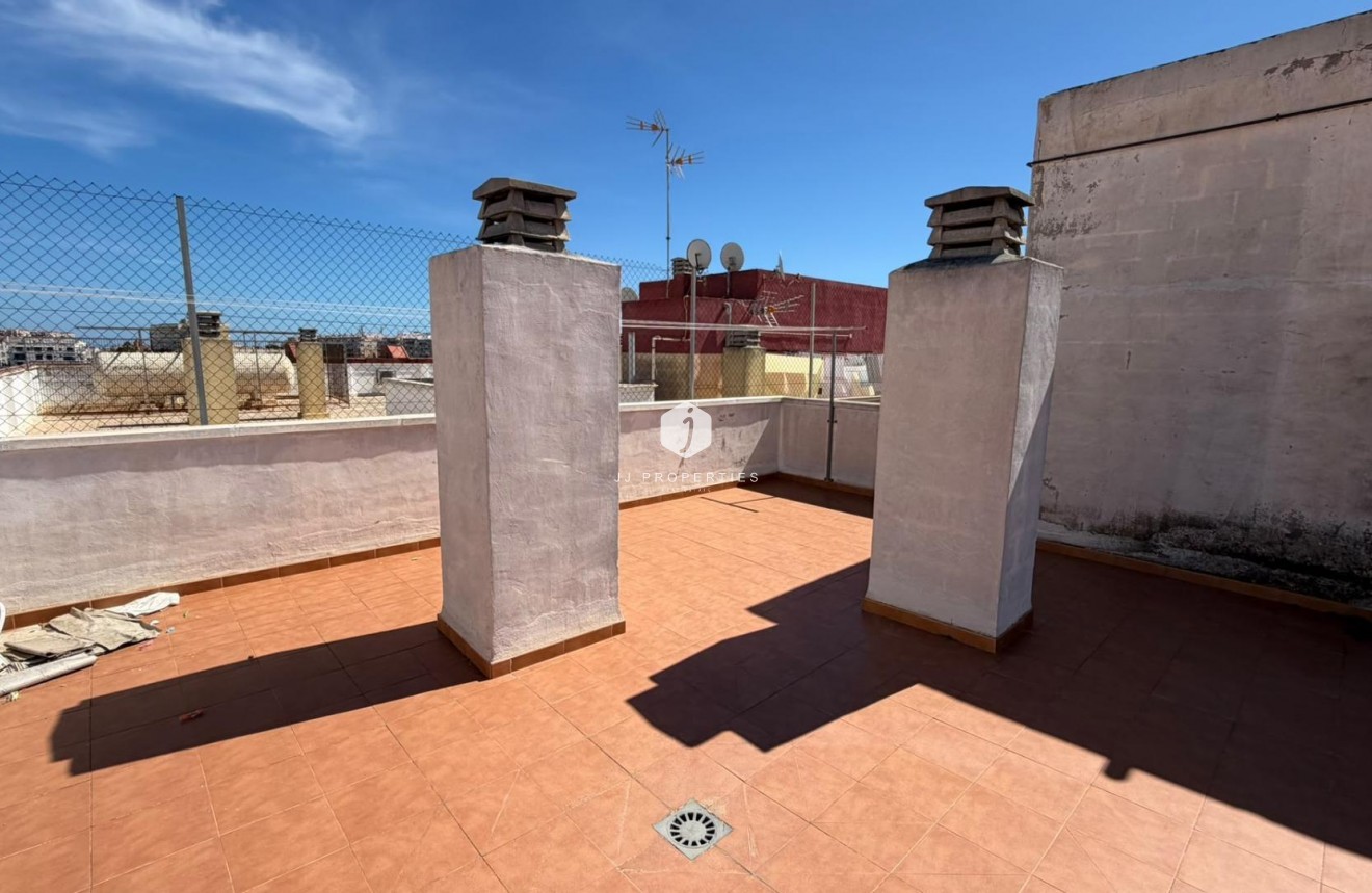 Tweedehands - Appartement / flat -
Torrevieja - Playa del Cura