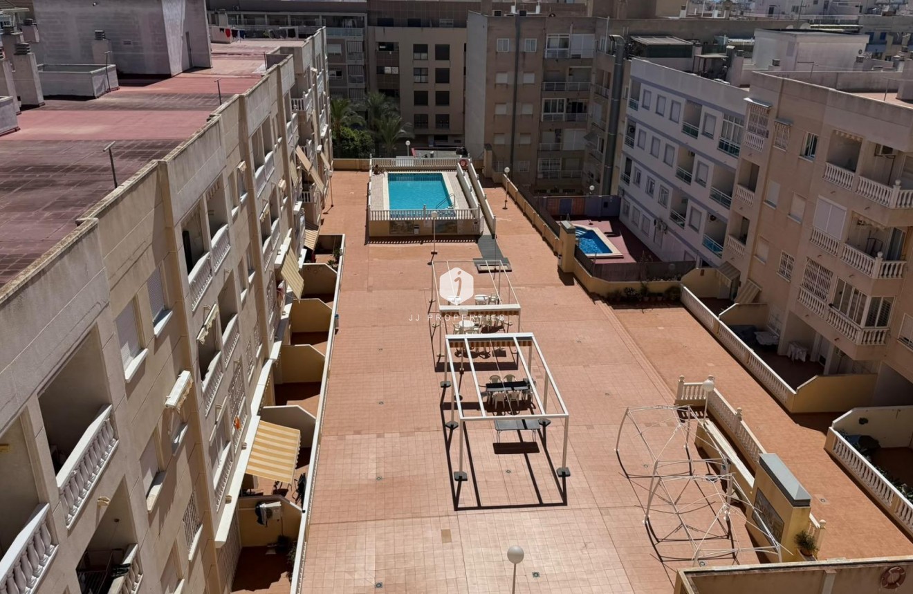 Tweedehands - Appartement / flat -
Torrevieja - Playa del Cura