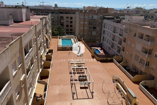 Tweedehands - Appartement / flat -
Torrevieja - Playa del Cura