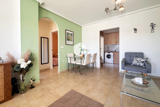 Resale - Bungalow -
Torrevieja - Costa Blanca