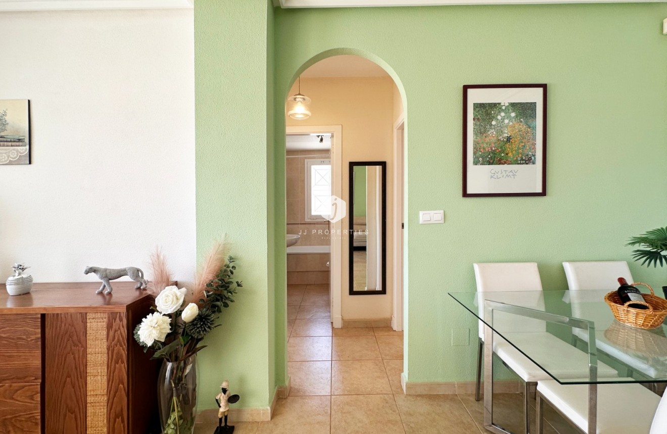 Resale - Bungalow -
Torrevieja - Costa Blanca