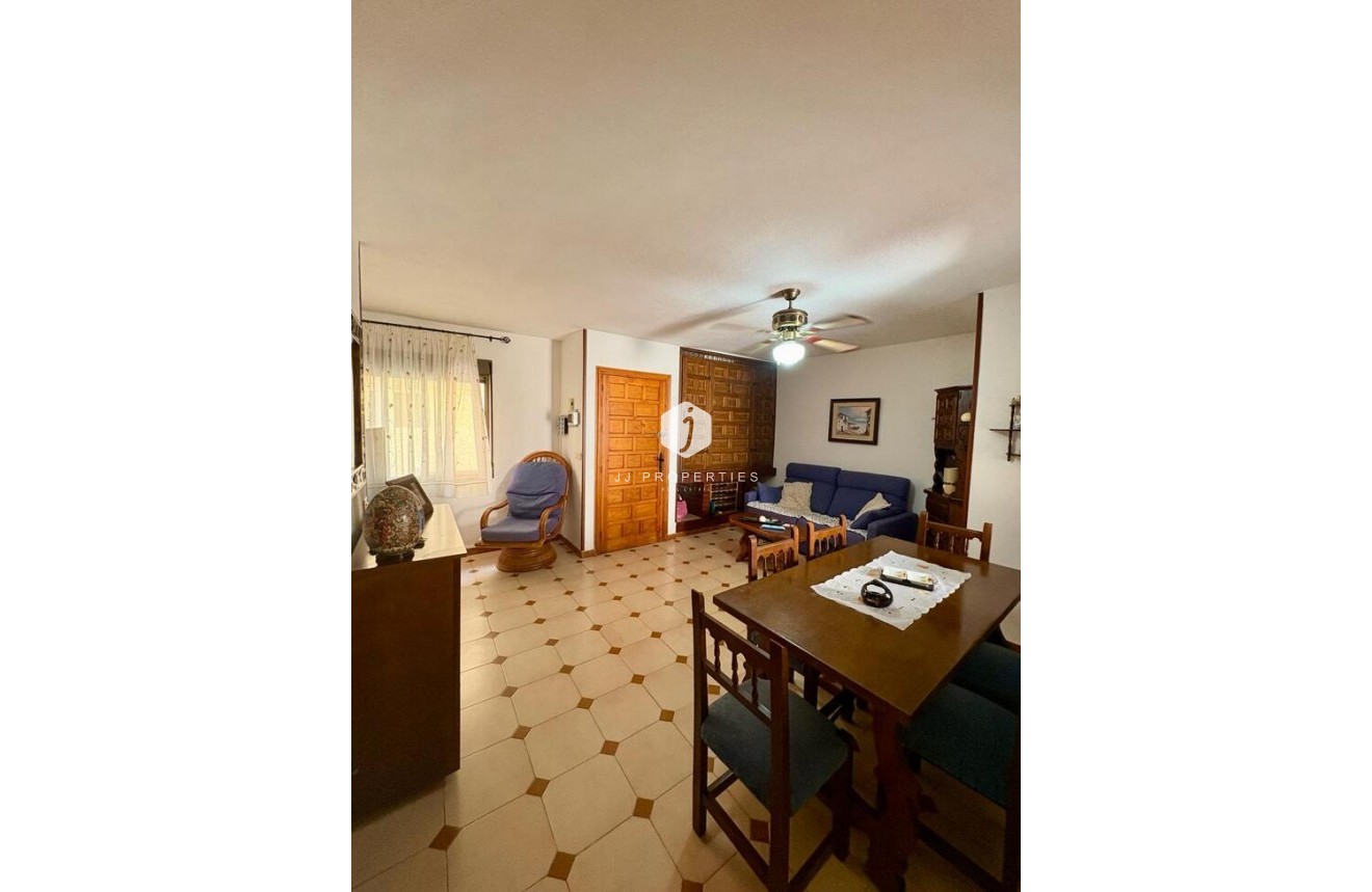 Segunda mano - Apartamento / piso -
Torrelamata - Costa Blanca