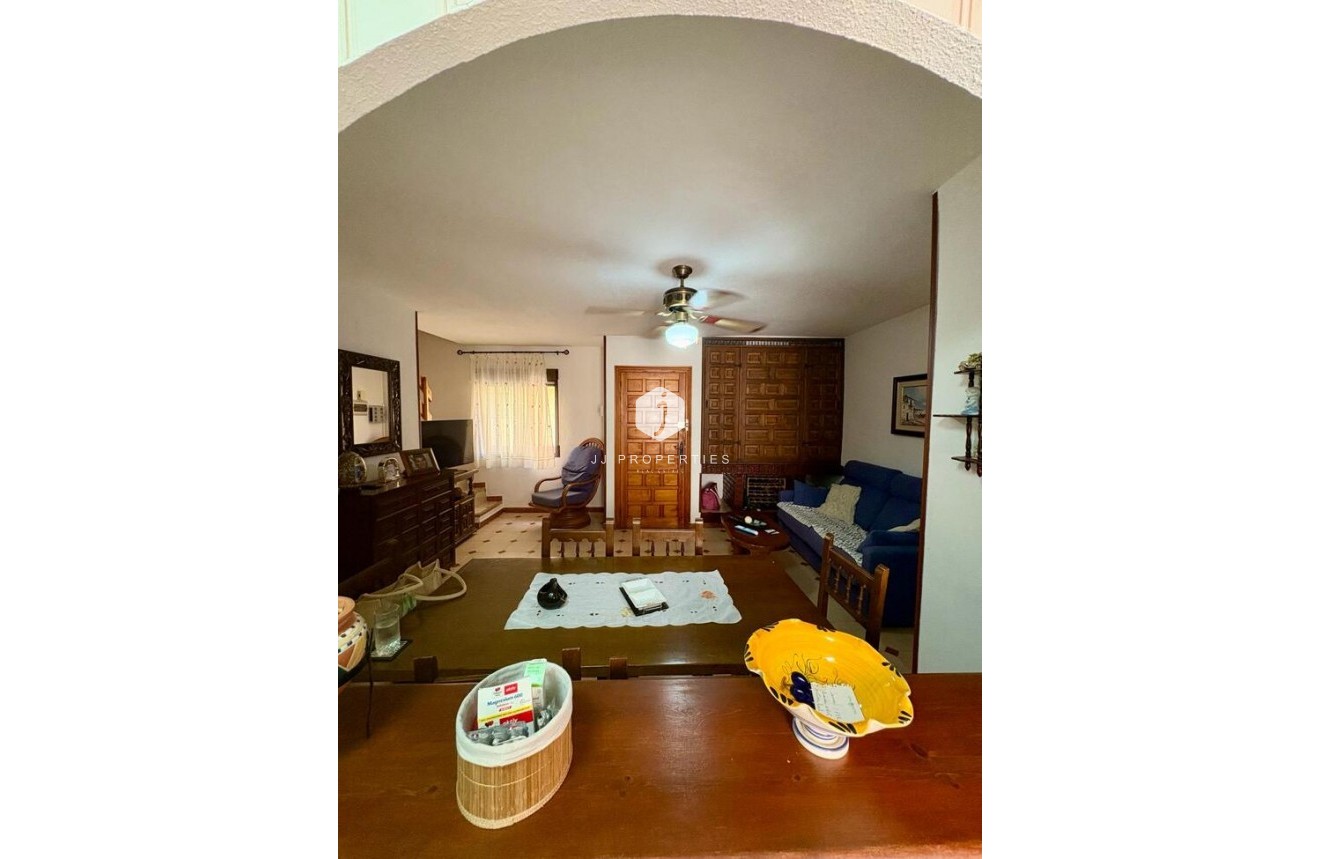 Segunda mano - Apartamento / piso -
Torrelamata - Costa Blanca