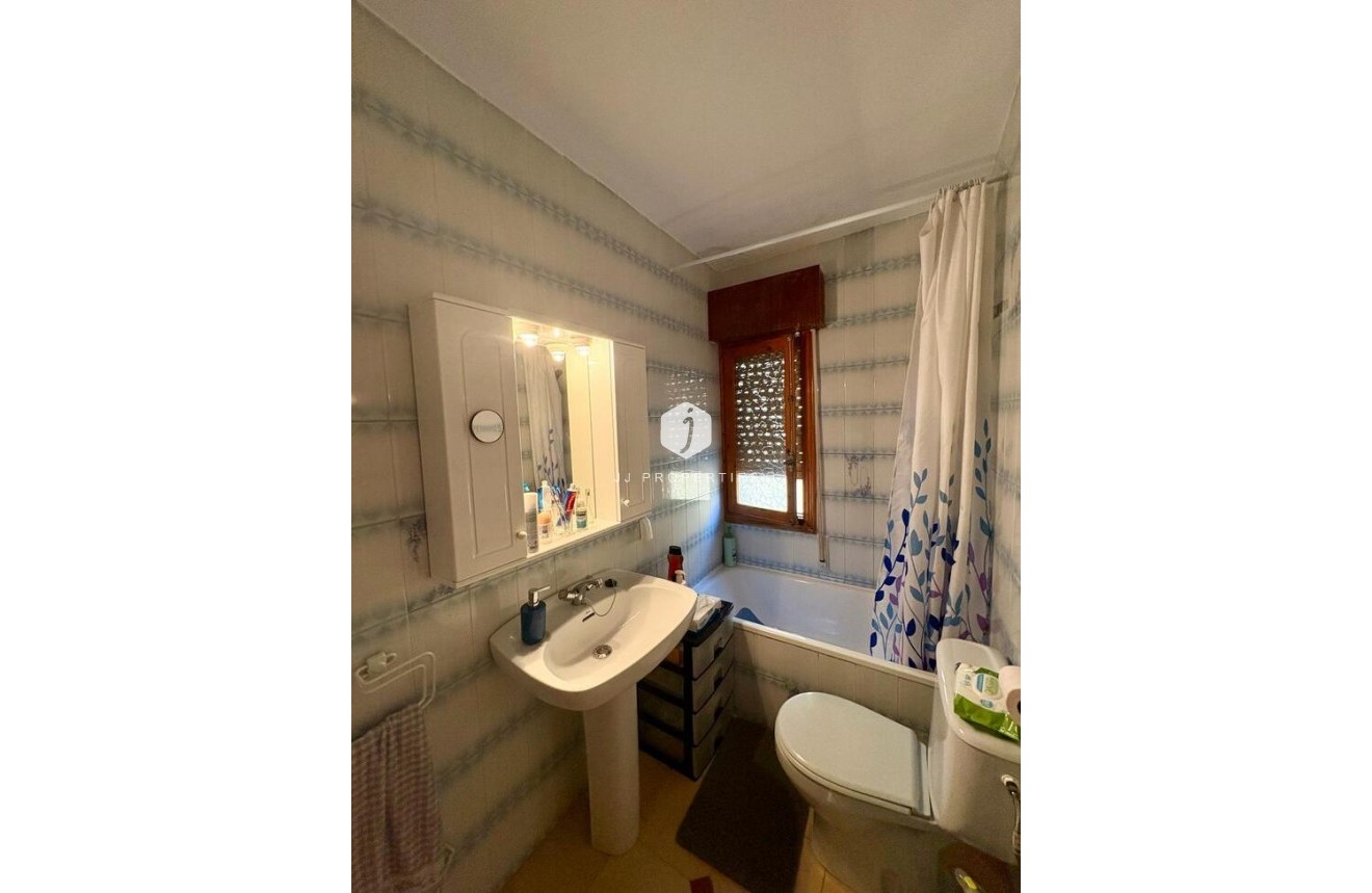 Segunda mano - Apartamento / piso -
Torrelamata - Costa Blanca