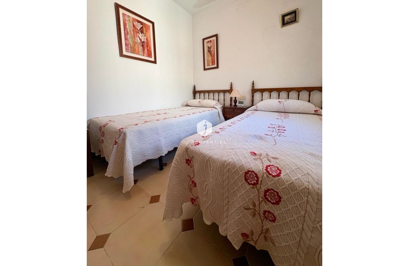 Segunda mano - Apartamento / piso -
Torrelamata - Costa Blanca