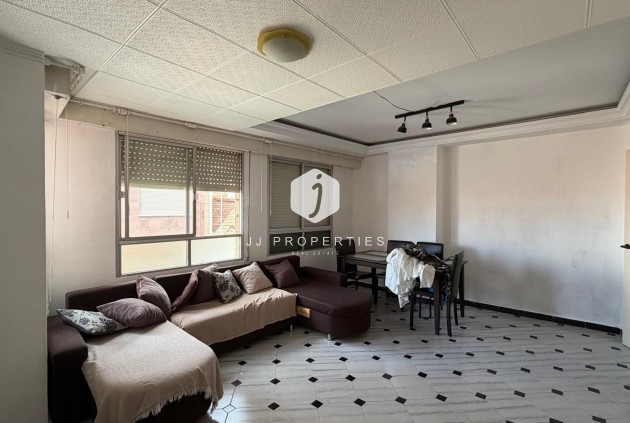Resale - Apartment / flat -
Torrevieja - Centro